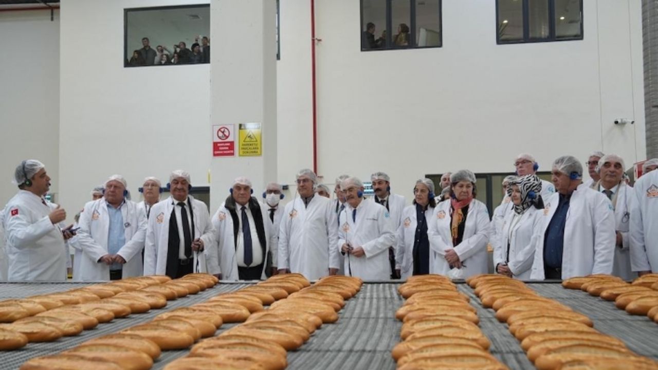 Modern Halk Ekmek Fabrikası törenle hizmete açıldı