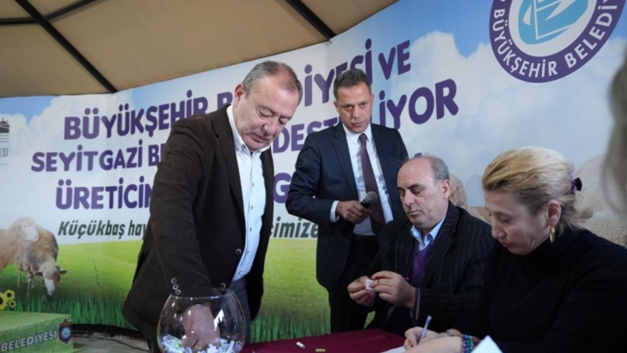Seyitgazi'de hayvan desteği alacak hak sahipleri noter huzurunda belirlendi