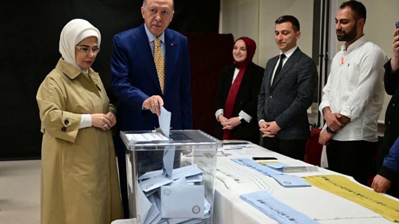 Cumhurbaşkanı Recep Tayyip Erdoğan oyunu kullandı