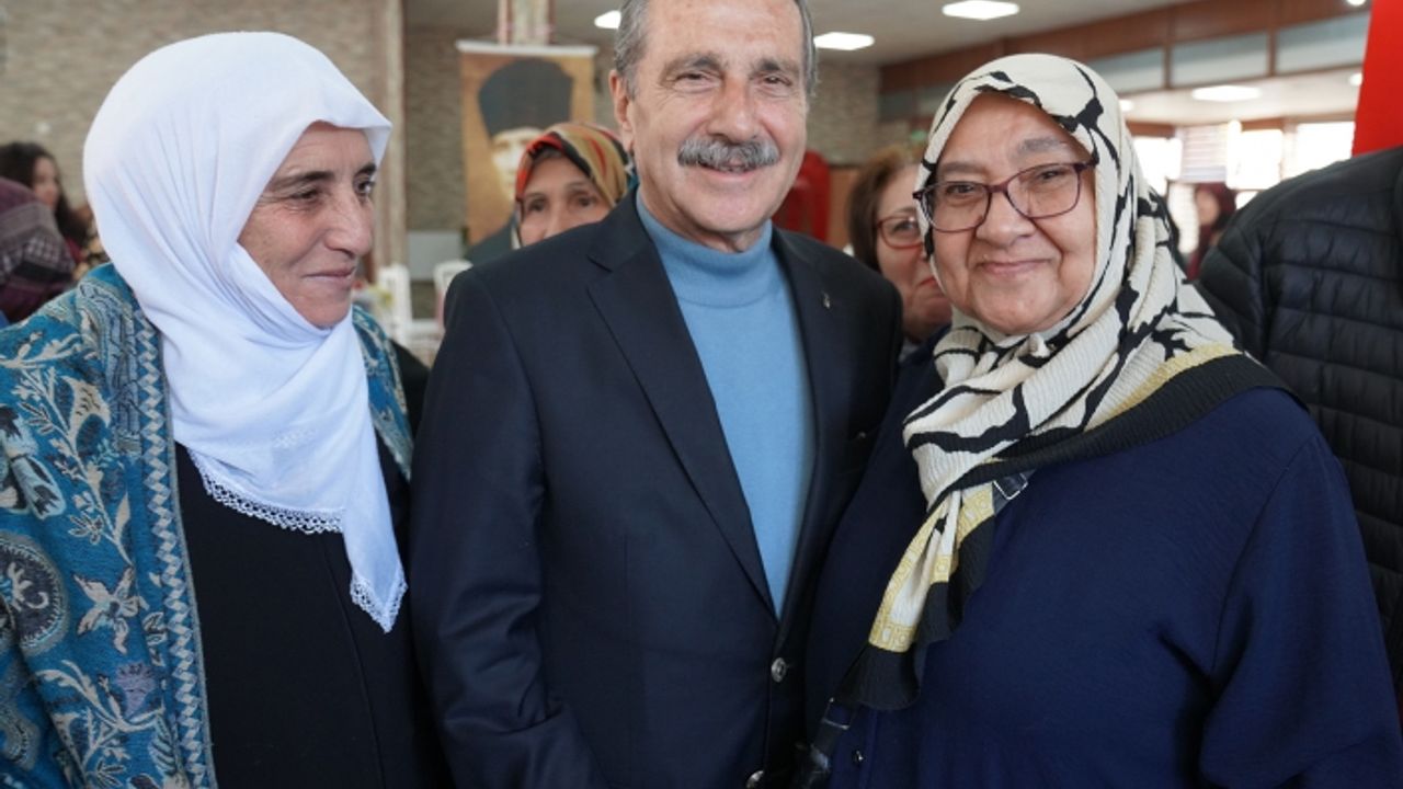 Dualar şehitlerimiz ve deprem kayıplarımız için okundu