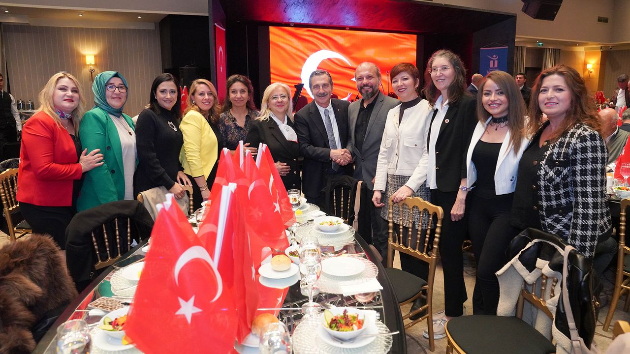 540 mahalle muhtarı bir araya geldi