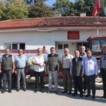 24 saat boyunca 52 traktörle yangın nöbeti tutuyorlar