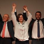 YENİ Parti’ye geçen belediye başkanları rozet taktı