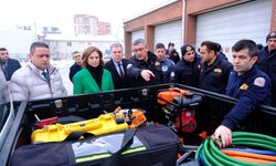 Eskişehir İtfaiyesi 'sismik cihazlar' ile yolda