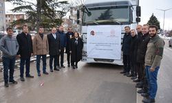 Eskişehir Milli Eğitim Müdürlüğü 3 tır yardım malzemesi gönderdi