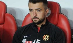 Melih Ağa'dan açıklama; " Eskişehirspor ile 3 farklı davam bulunmaktadır"