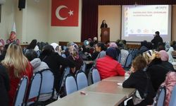 Mahmudiyeli kadınlara kadın sağlığı semineri