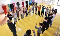 Çocuklar izcilik ve iklimi öğreniyor