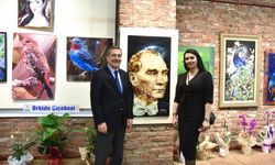 'Dönüşüm' sergisi Atila Özer Karikatürlü Ev’de açıldı