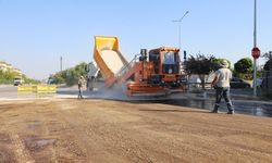 Kırsal yolları yenileme çalışmaları sürüyor