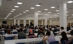 Öğrenciler Güzel Sanatlar Fakültesi yetenek sınavlarında ter döktü