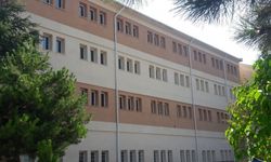 Lisede bıçaklı kavga! 1 öğrenci yaralandı