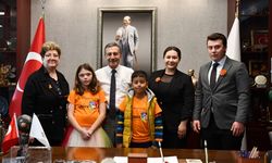 Başkan Ataç lösemiyi yenen çocukları ağırladı