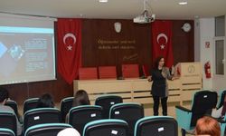 Eğitim Fakültesi'nde yapay zeka anlatıldı