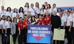 3 Aralık Dünya Engelliler Günü Yüzme Yarışları düzenlendi