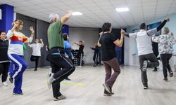 Halk Oyunları Eğitimi'ne 7'den 70'e her yaştan katılım