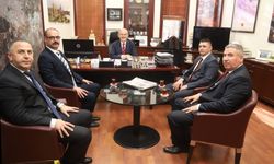Minibüsçüler Odası'ndan Büyükerşen'e ziyaret