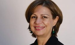 Ayşe Ünlüce Kazım Kurt ve Ahmet Ataç'a başarılar diledi