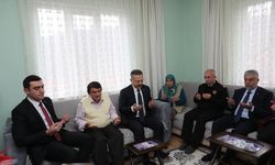 Vali Aksoy'dan şehit ailesine büyük vefa