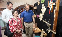 Ahşap Atölyesi'nden yıl sonu sergisi