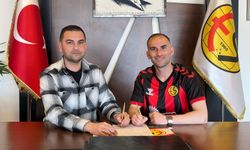 Hasan Ulaş Uygur Eskişehirspor'da!