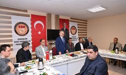 Vali Aksoy, Eskişehir Dost Dernekler Federasyonu ile bir araya geldi