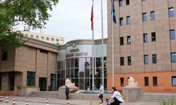 Sürücülere uyarı! Bu tarihlerde belirlenen caddelere araç park etmeyin!