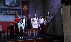 Şatoda Müzik konserleri hız kesmeden sürüyor