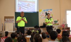 Minikler trafik dedektifi oldu