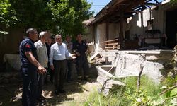 Başkan Ataç, yangında hasar gören binaları yerinde inceledi