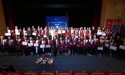 Anadolu Üniversitesinde profesör ve doçentler kadrolarına atandı