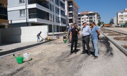 Emek Mahallesi'nde asfalt yenileniyor