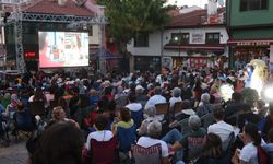 Odunpazarı’nda Açık Hava Film Günleri nostaljik bir başlangıç yaptı