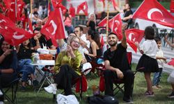 Açık havada sinema keyfine Zafer Bayramı coşkusu