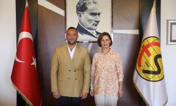 Başkan Ünlüce Eskişehirspor'u ziyaret etti