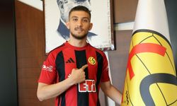 Eskişehirspor Cem Güzelbay'ı renklerine bağladı