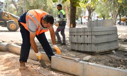 Tepebaşı'nda parklar yenileniyor