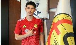 Eskişehirspor Eren Altıntaş'ı renklerine bağladı