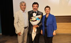 “Ahde Vefa” konserinde Bahattin Atak rüzgarı esti