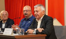 Engin Ataç kitapseverlerle buluştu