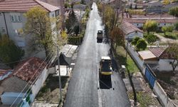 Kırsalda yol yapımı sürüyor