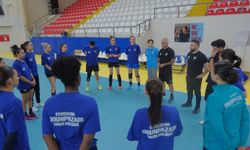 Eskişehir’in gururu kızlar Süper Lig'deki iddiasını sürdürüyor