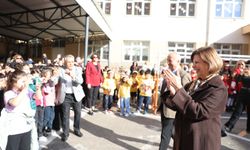 Başkan Ünlüce mezun olduğu okuldaki törene katıldı