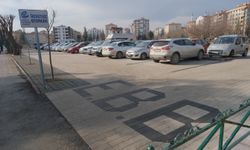 Akarbaşı'nı rahatlatacak ücretsiz otopark kullanıma açıldı