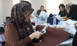 Atık kumaşlar sanata dönüşüyor