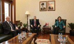 Başkan Ünlüce ve Kurt'tan Vali Yılmaz'a hayırlı olsun ziyareti