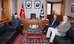 ESOGÜ eski Rektörü Gönen, Rektörü Adıgüzel'i ziyaret etti