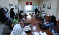 İklim değişikliğiyle mücadele kadınlara anlatılıyor