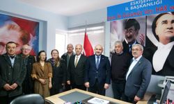 Gürhan Albayrak'tan siyasi partilere ziyaret