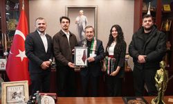 Filistinli öğrencilerden Başkan Ataç'a ziyaret